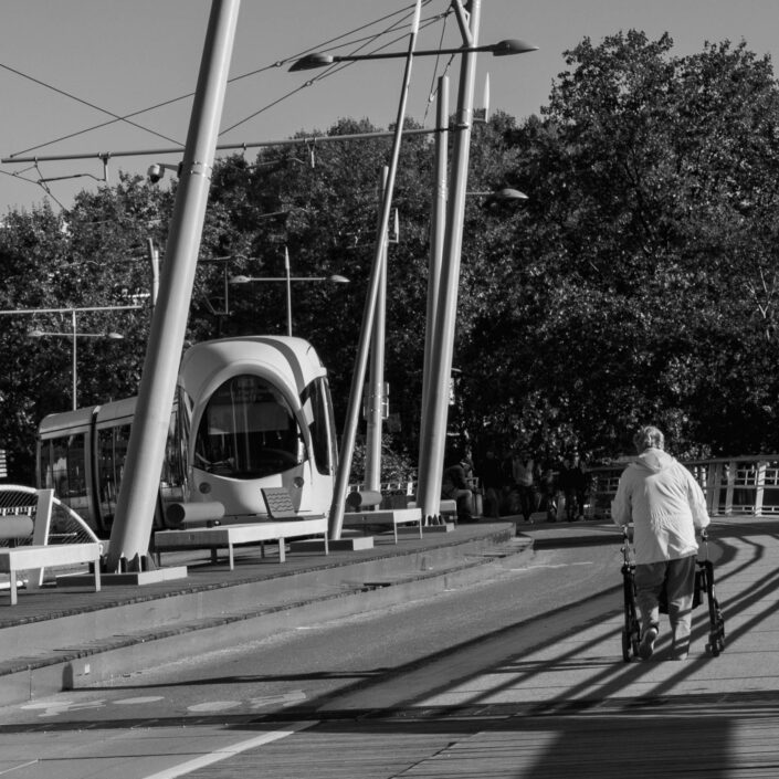 Tram at Pont Pasteur